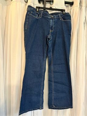 Old Navy Boot Cut Blur Jeans LIKE NEW
